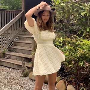 Majorelle mini summer dress (off white)